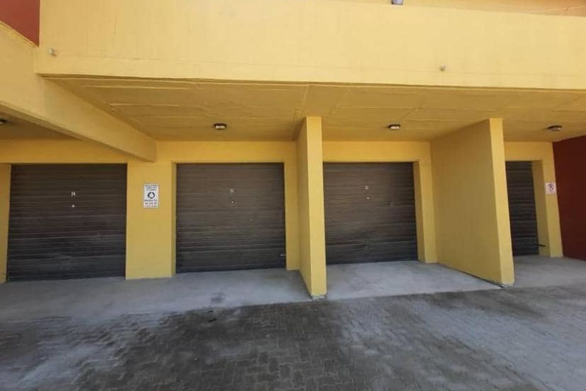 Apartment  & Shop for Sale - Dante Square - Swakopmund - Photo 4