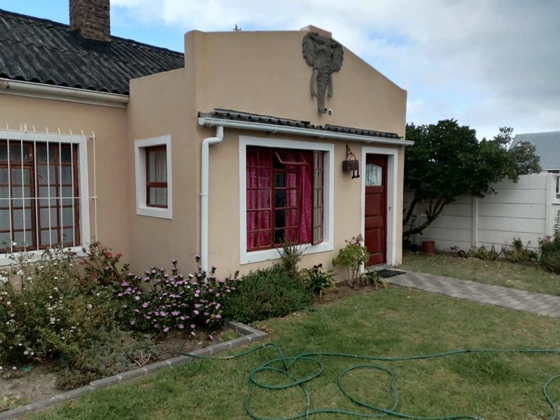 3 Bedroom house - Kleinmond - Photo 2