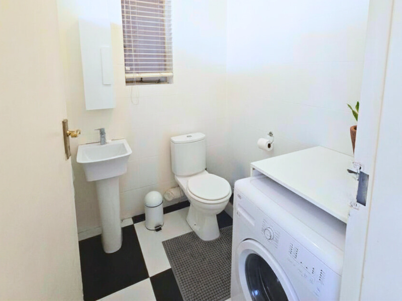 One-Bedroom, Two-Bathroom Apartment for Sale - Photo 10