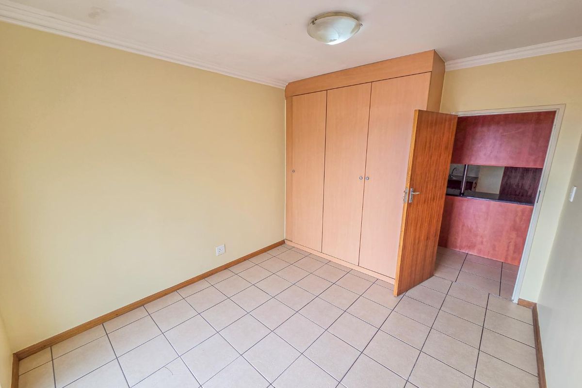 2 Bedroom Apartment available Hillcrest - Photo 4