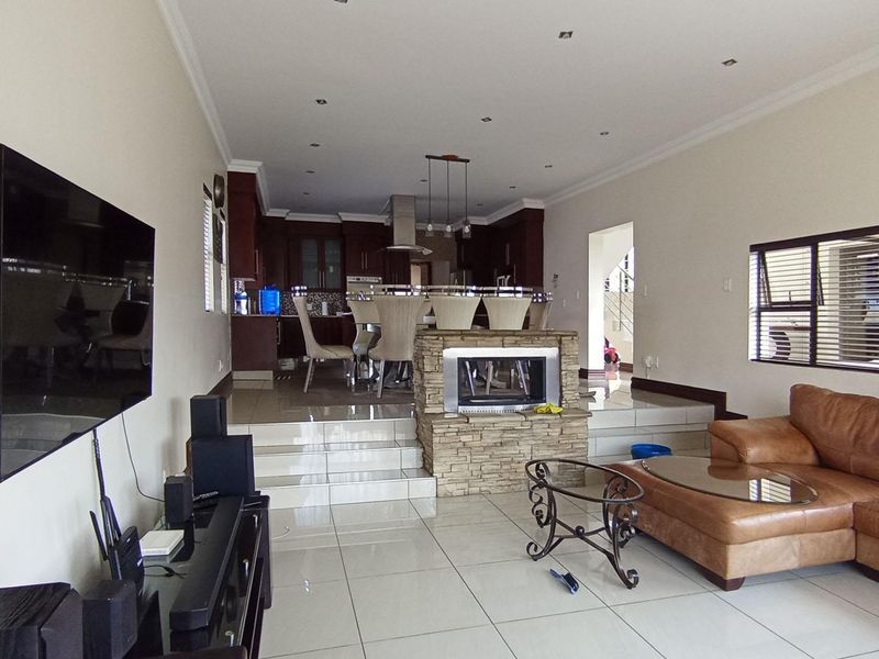 BLUE VALLEY GOLF AND COUNTRY ESTATE - Photo 8