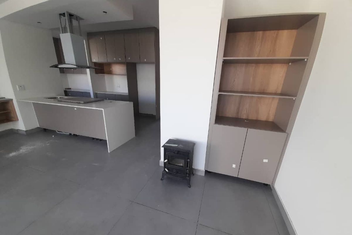 Newly build complex, north facing with only 12 units - Photo 5