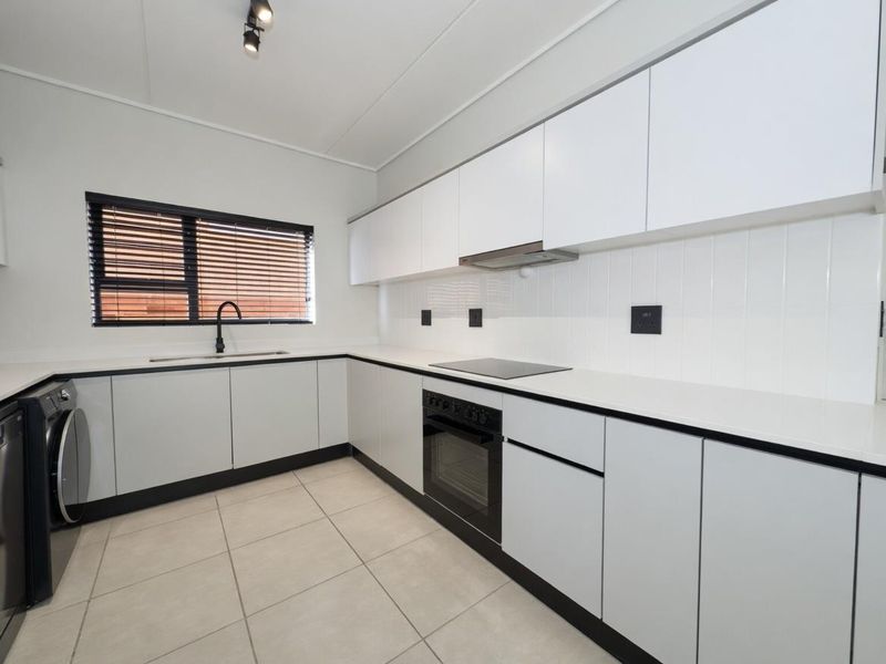 FULLY FUNRISHED THREE BEDROOM GROUND FLOOR APARTMENT FOR SALE!!! - Photo 6