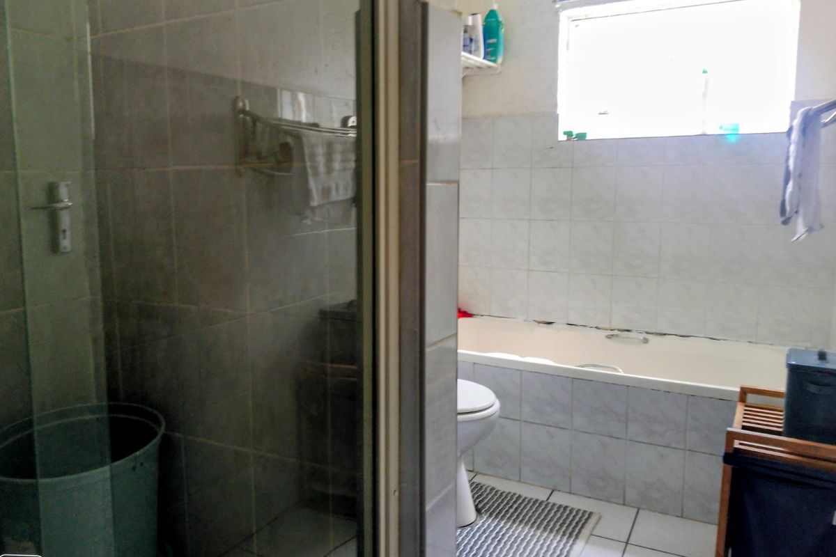 A perfect lock up and go in Ridgeway !!! - Photo 4