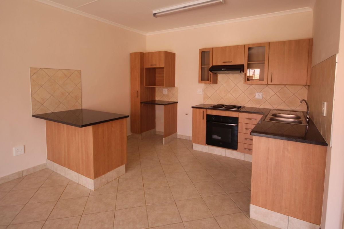 1 Bedroom Apartment in ELARDUSPARK - Photo 2