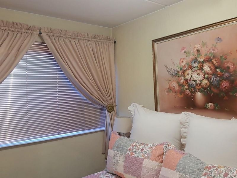 2 Bedroom Groundfloor Apartment - Photo 7