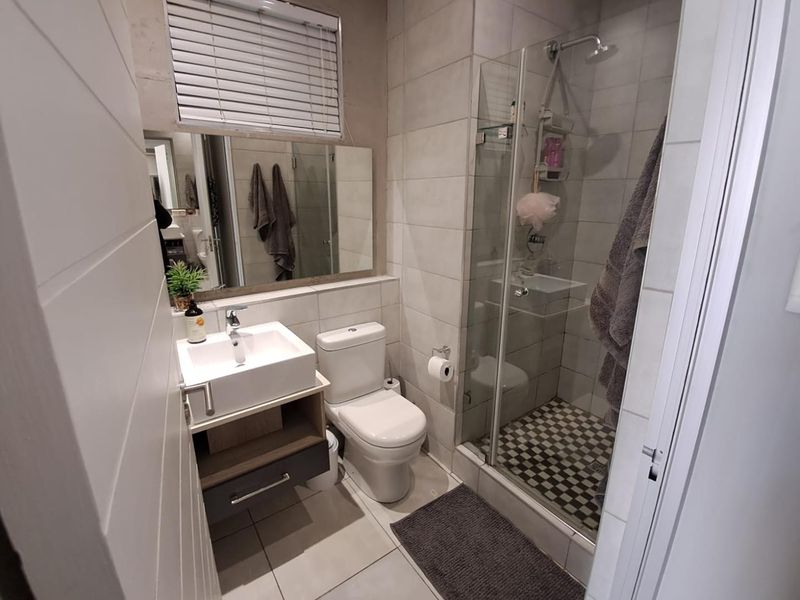 2 Bedroom Apartment within walking distance from University of Pretoria - Photo 7