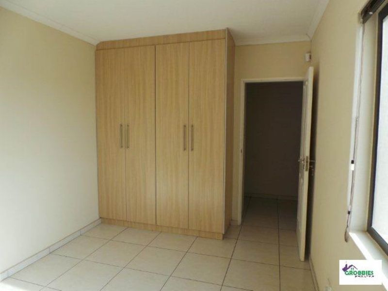 3 bedrooms Townhouse in Walvis Bay Central - Photo 10