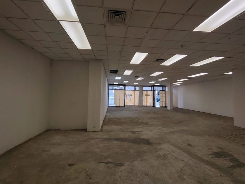 Durban CBD Ground Floor Retail to Let - Photo 7