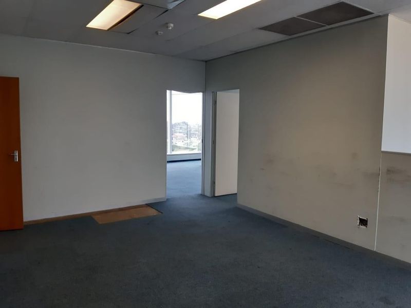 Prime Pinetown Central Commercial Space: Adaptable Offices for Lease - Photo 10
