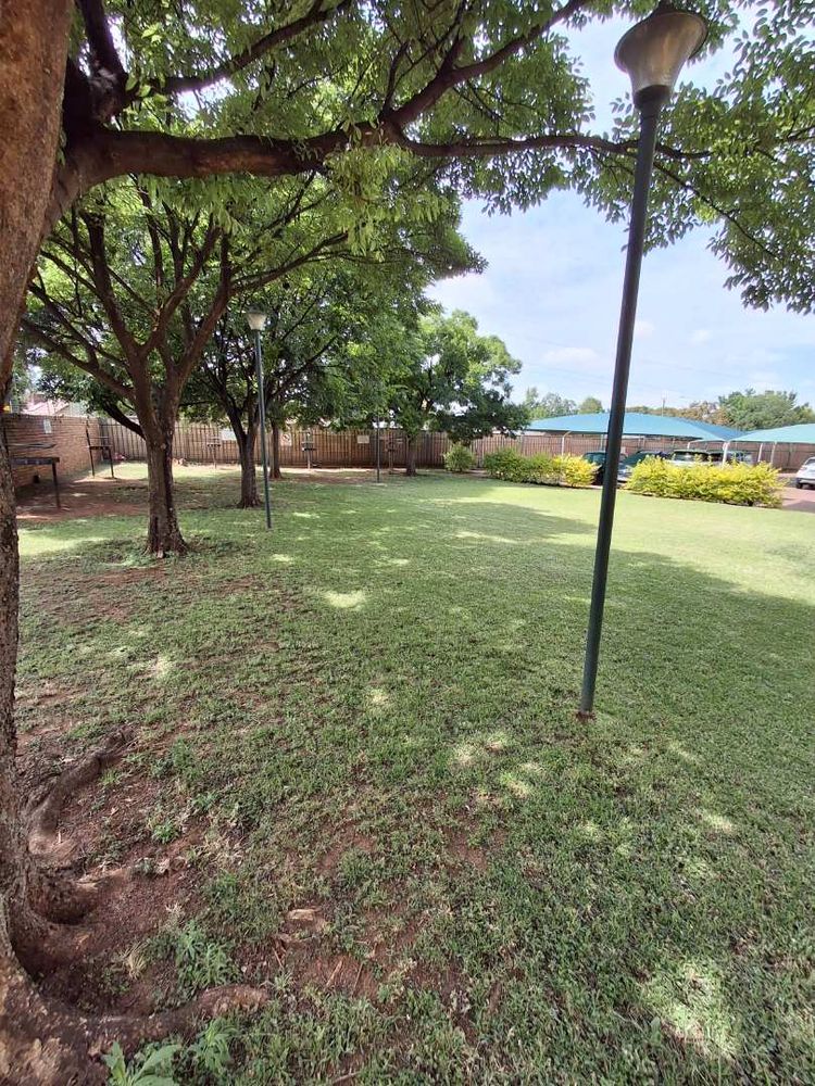Communal Gardens/Braai Area
