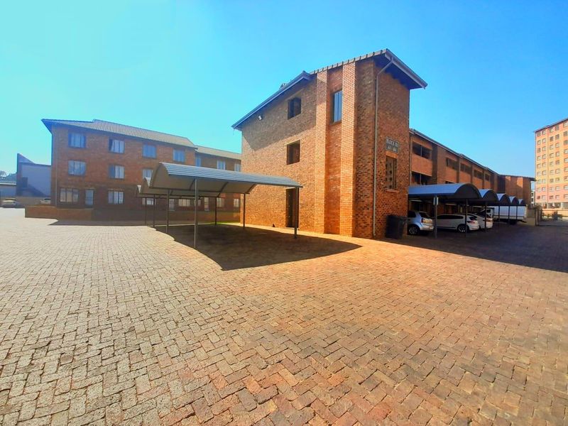 Well maintained ground floor Unit for first time home buyers - Photo 10