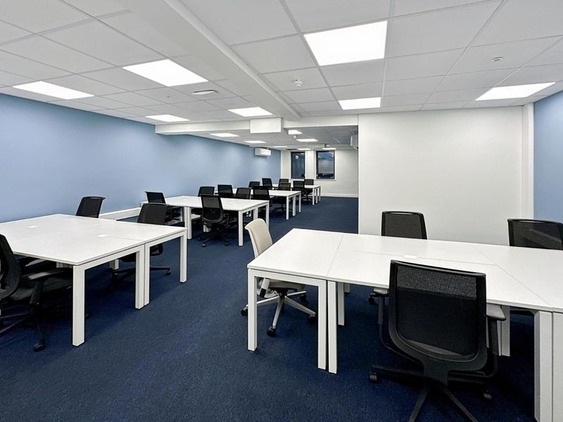 Fully serviced office space for you and your team in HQ Hatfield Quarter - Photo 3