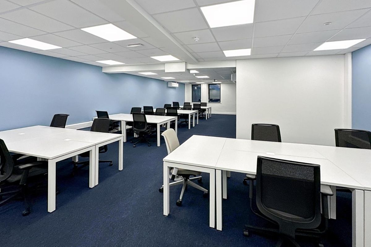 Fully serviced office space for you and your team in HQ Hatfield Quarter - Photo 3