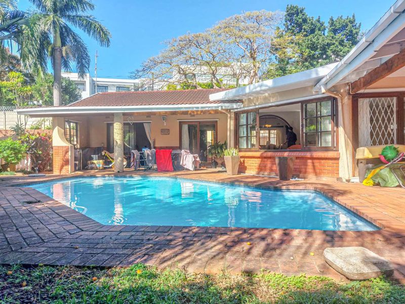 Expansive 4 bedroom home in prime Glen Hills! - Photo 3