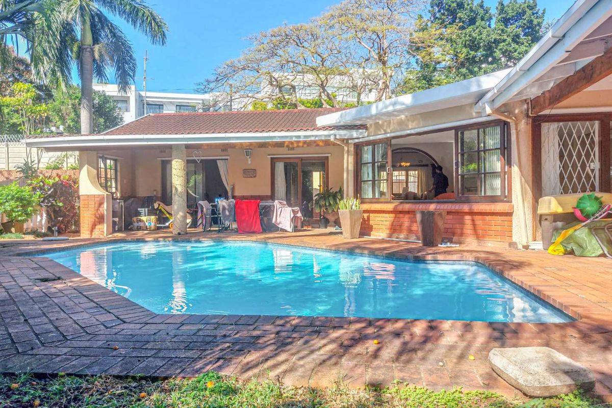 Expansive 4 bedroom home in prime Glen Hills! - Photo 3