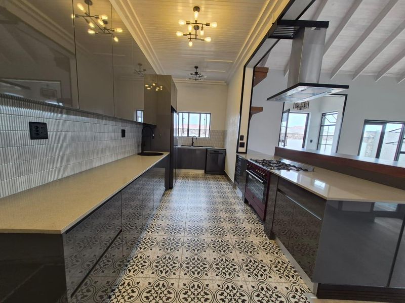 Luxury Coastal Living Family Home N$ 5 950 000.00 - Photo 4