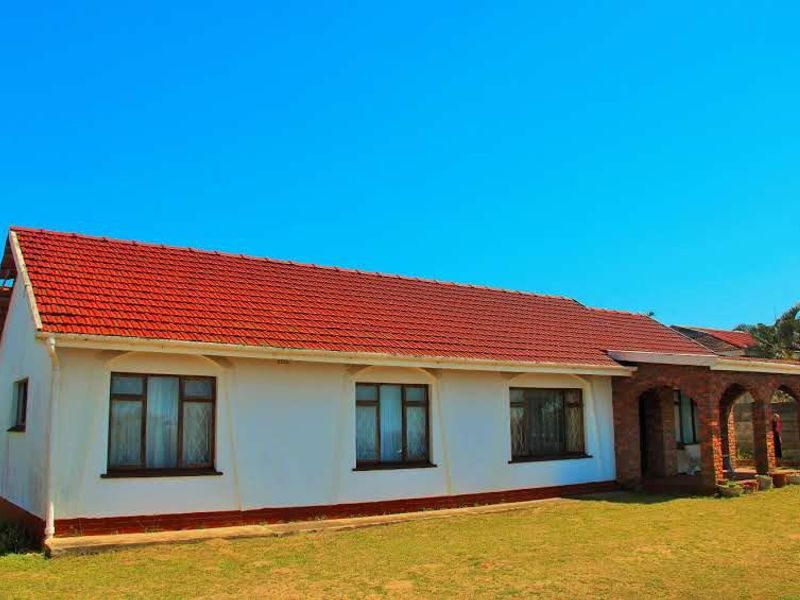 4 Bedroom House in Oslo Beach – R1,85m - Photo 2