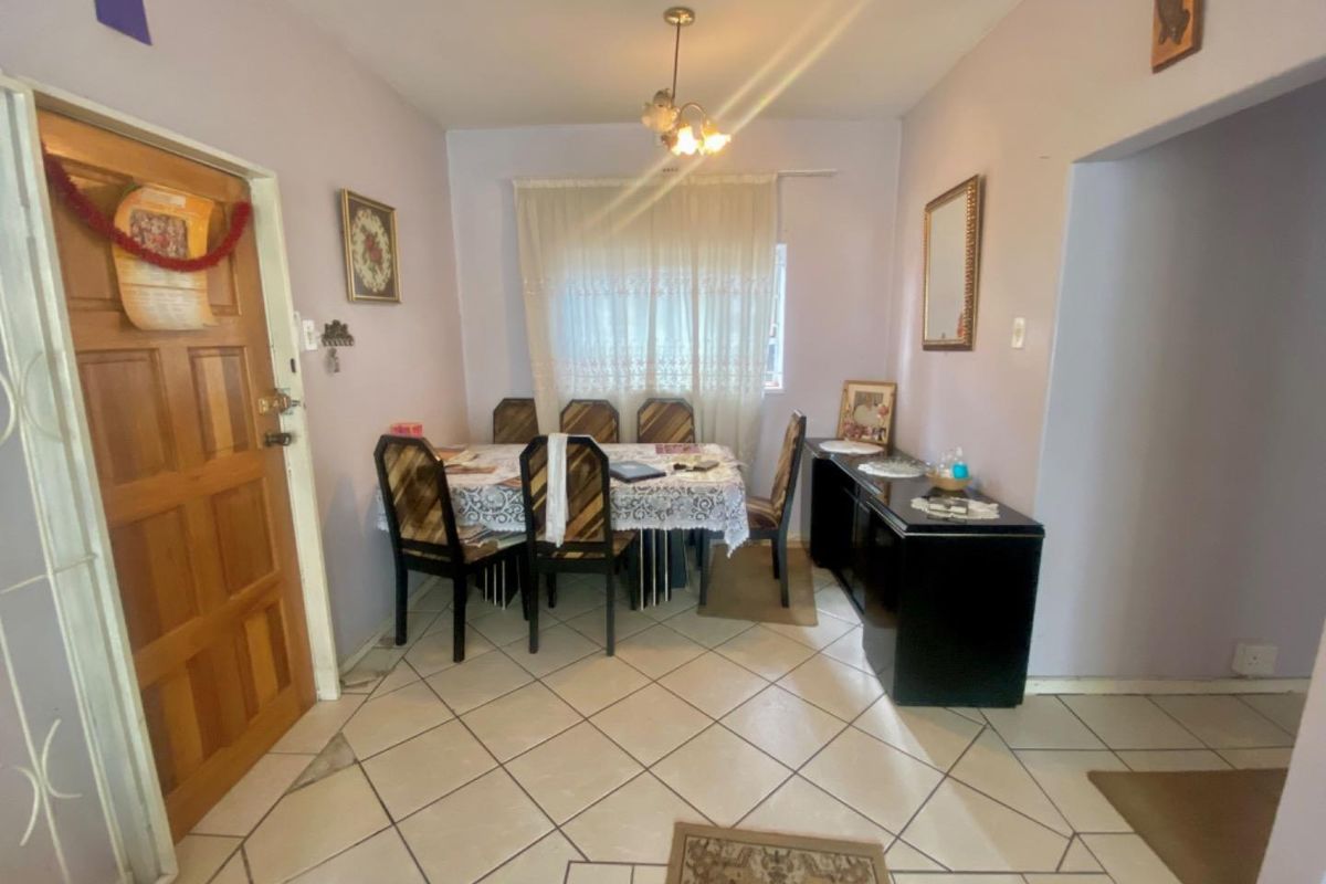 Discover Comfort & Convenience near the Glynwood Hospital - Photo 3