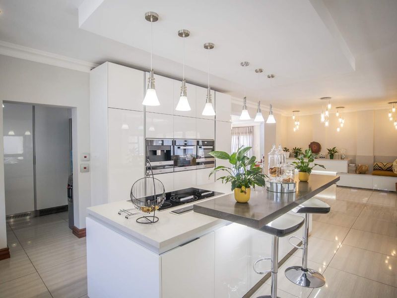 Live Lavishly at Birdwood Estate - Photo 5