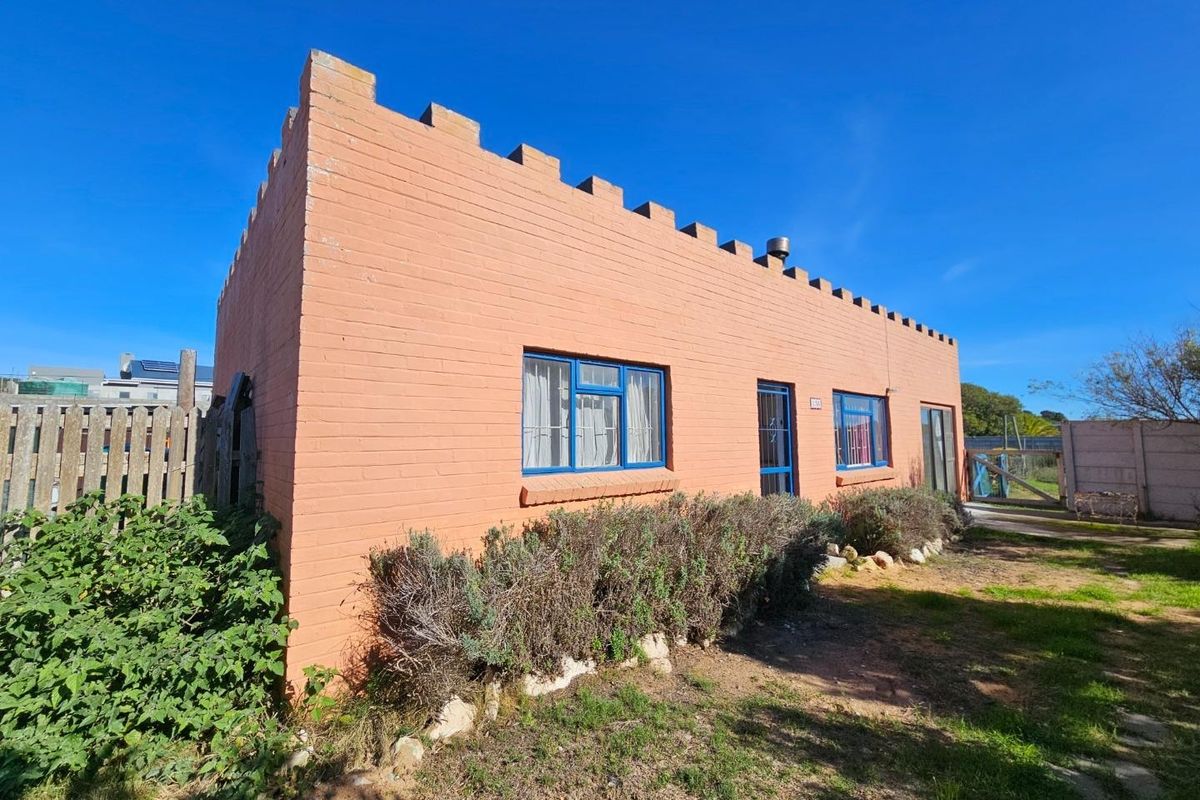 Holiday Home or Permanent Residence - Photo 3