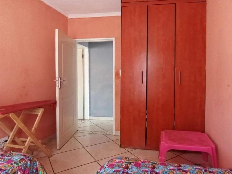 3 Bedroom House for Sale in Soshanguve, Pretoria - Photo 8