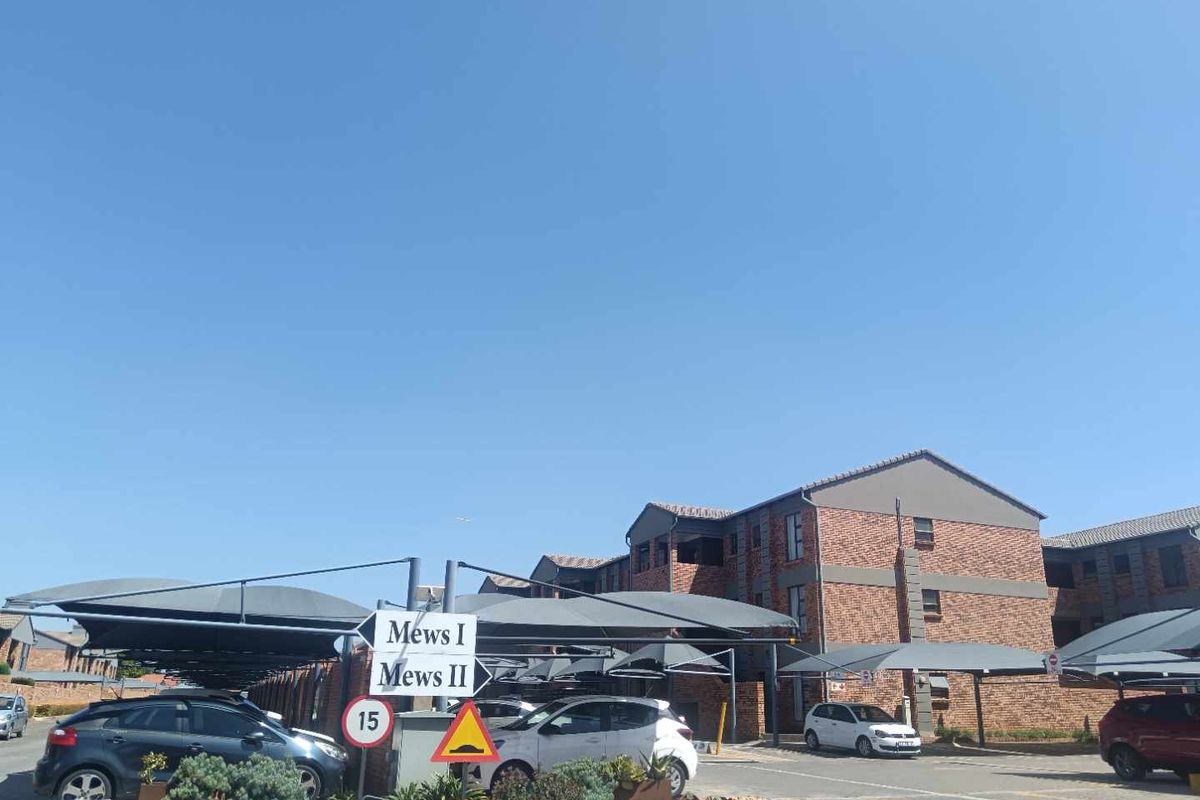 1St floor Flat - Photo 2