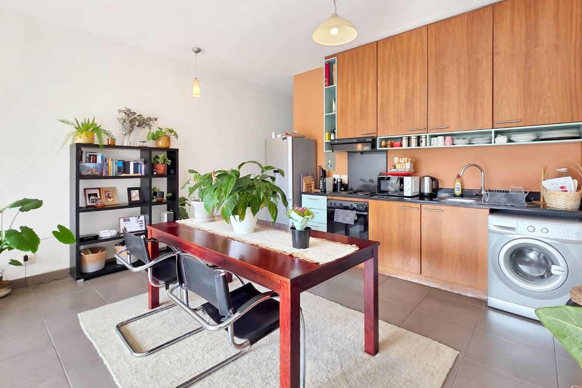 Cape Town City Pad | Fully Furnished | Mountain Views - Photo 4