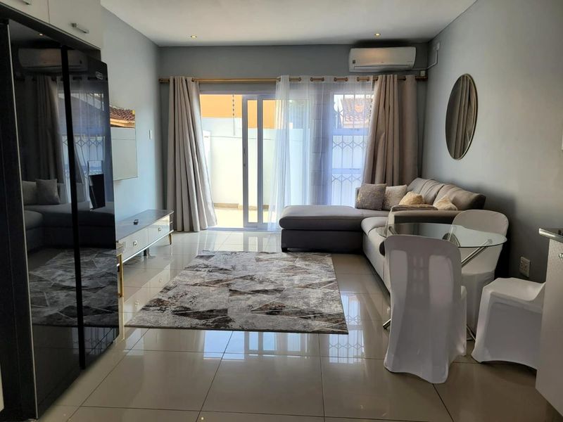 Modern Fully Furnished Two-Bedroom Duplex for Rent – Blackburn Road - Photo 7