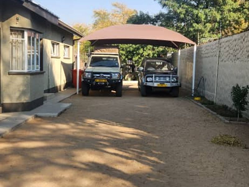 EXCLUSIVE SOLE MANDATE! Captivating and remarkably spacious family home for sale in a prime area of Okahandja! - Photo 10