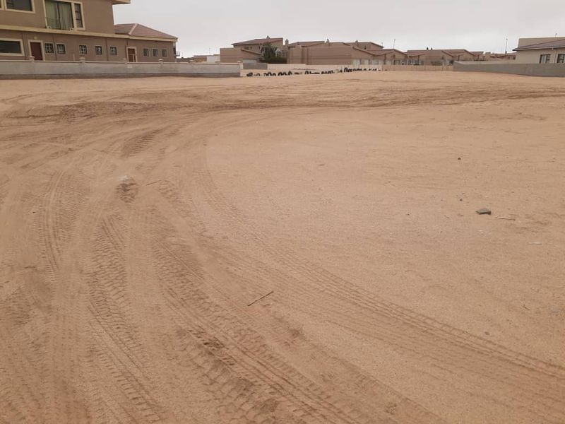 MINUTES WALK ERF FROM THE OCEAN FOR SALE IN HENTIES BAY - Photo 3