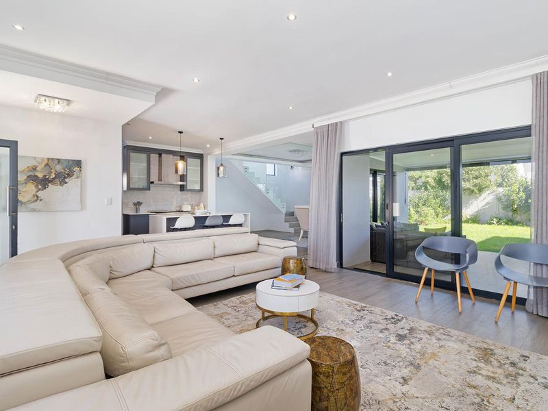 Spacious Family Living in Prestigious Sagewood Security Estate - Photo 3