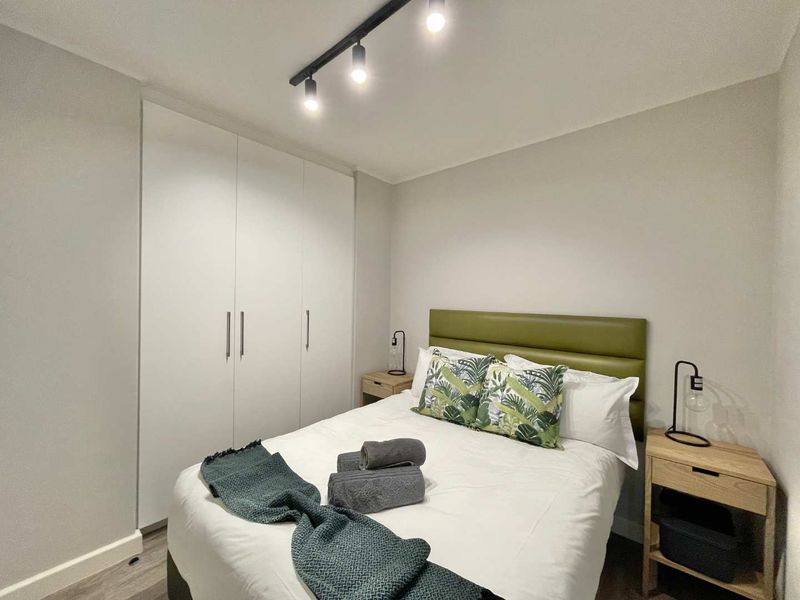 Fully Furnished 2 Bedroom Apartment For Sale in Mossel Cove - Photo 9