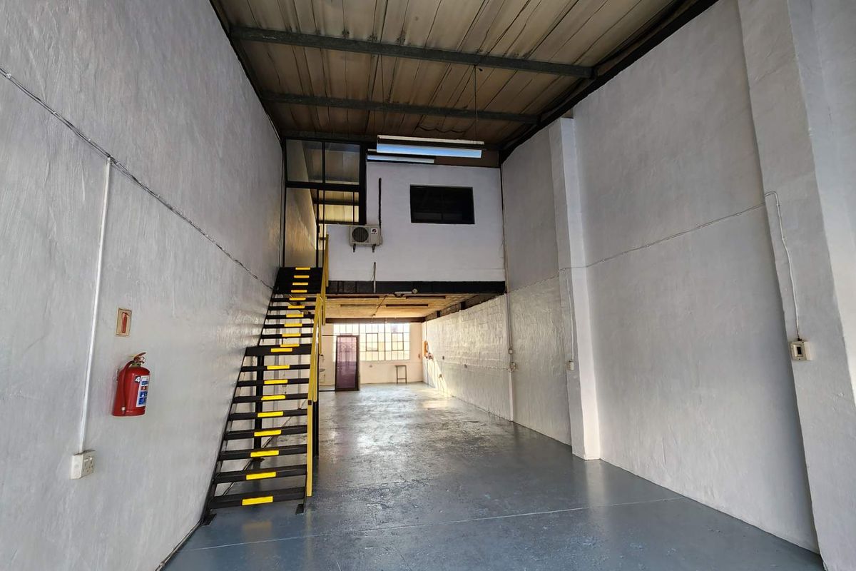 191m2 Mini Factory For Sale in New Germany - Photo 2