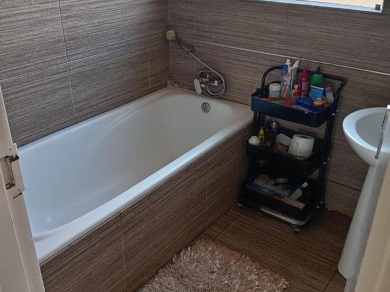 3 Bedroom House For Sale in Vanderbijlpark CE 7 - Photo 8