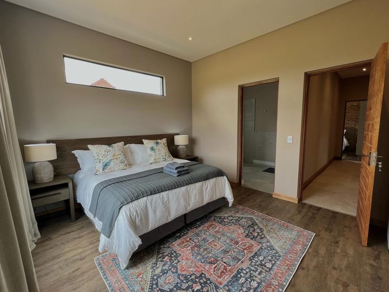 INCOME GENERATING HOME Welcome to this charming 4 bedroom home nestled within Highland Gate Golf Estate - Photo 5