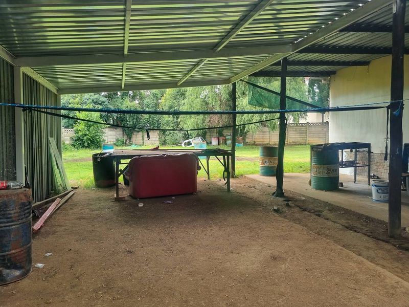 Invest Smart in Bethlehem: Spacious 4-Bedroom Opportunity! - Photo 7