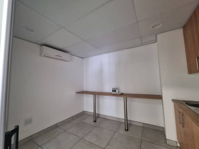 AAA-Grade Offices To Let | Klein Windhoek - Photo 7