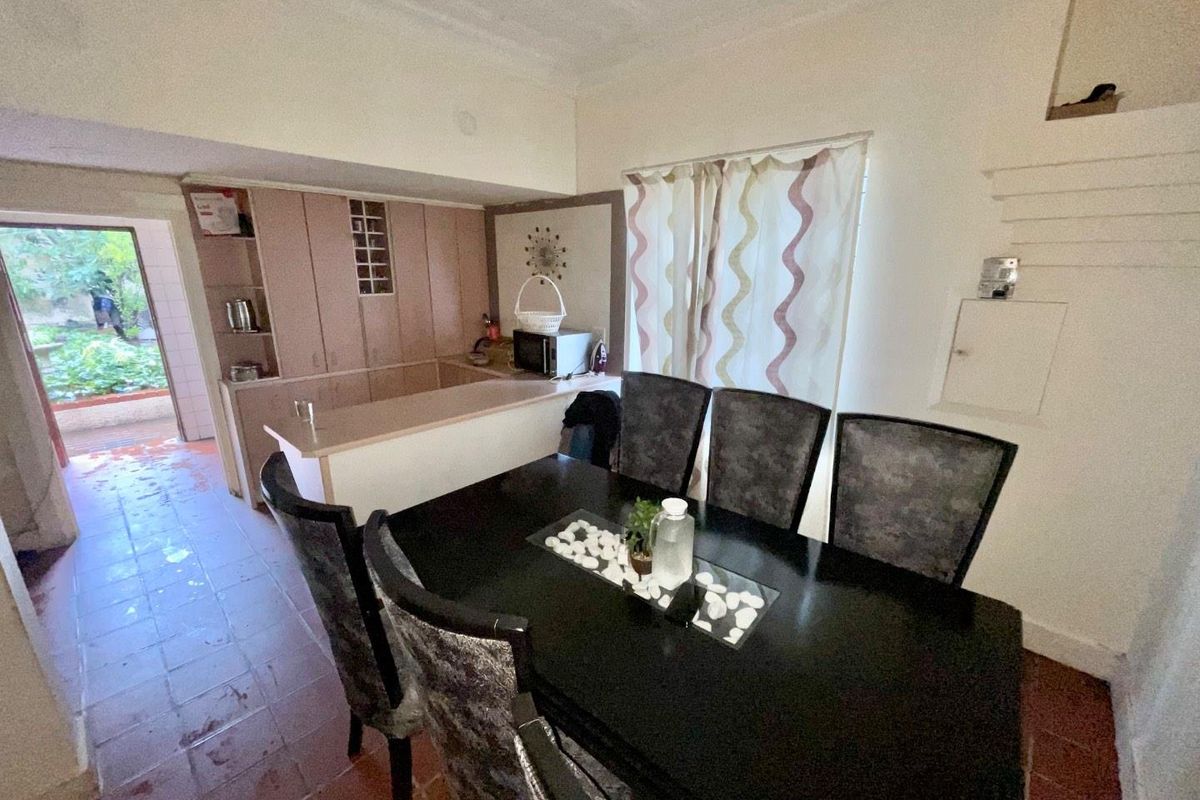 Exceptional 3-Cottage Estate for Visionary Investors - Photo 5