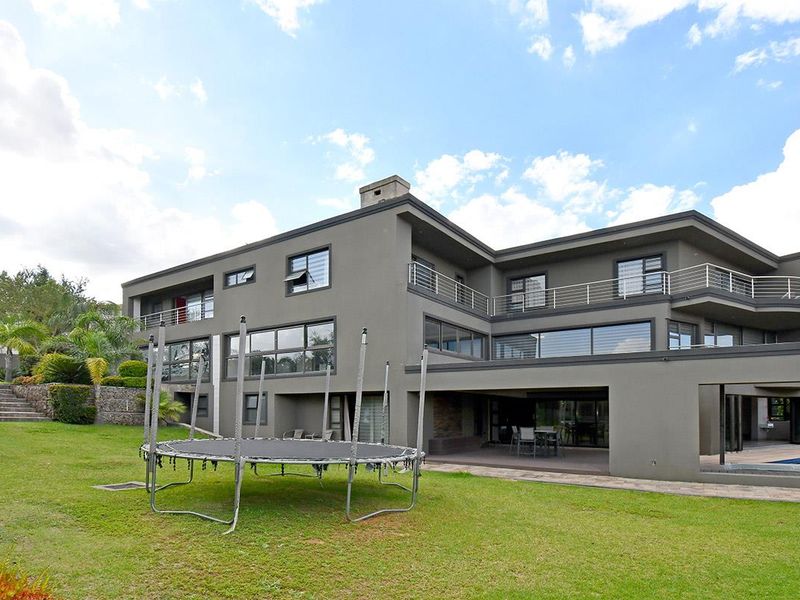 5 Bedroom Luxury Home for Sale in Blue Valley Golf Estate - Photo 5