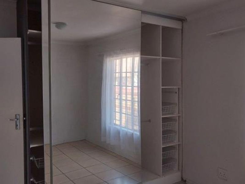 Secure & Modern 2-Bedroom, 2-Bathroom Home | Silver Willows, Pretoria East - Photo 3
