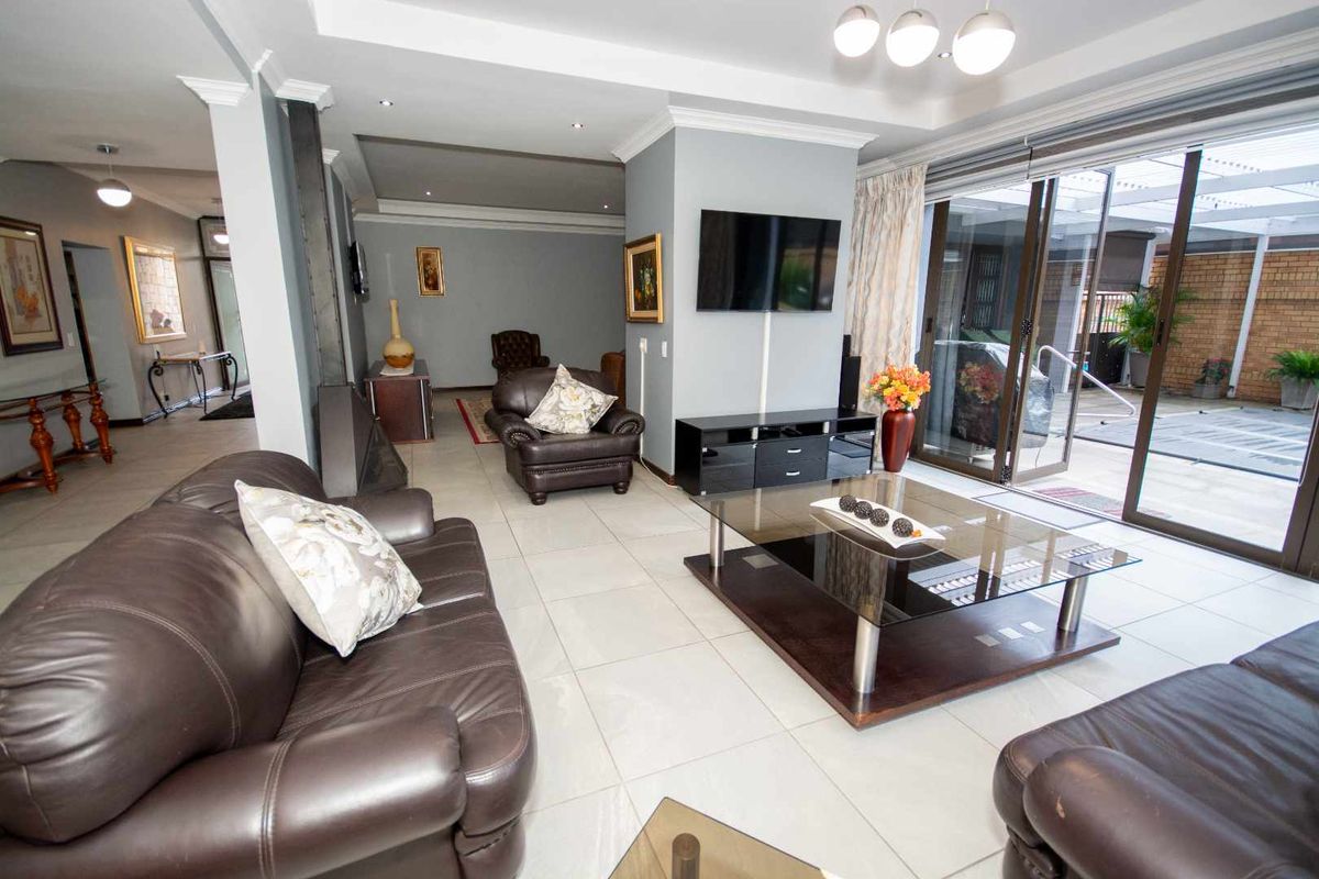 Luxury Living in Meyersdal Nature Estate - Photo 3