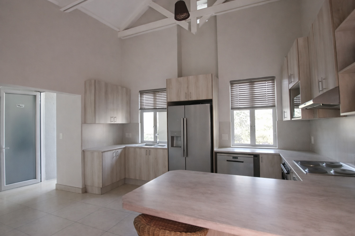 3Bedroom Townhouse on Omeya Golf Estate - Photo 2