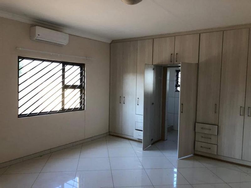🏡 HOUSE FOR SALE IN 📍VEDDERSDAL, OKAHANDJA. - Photo 1