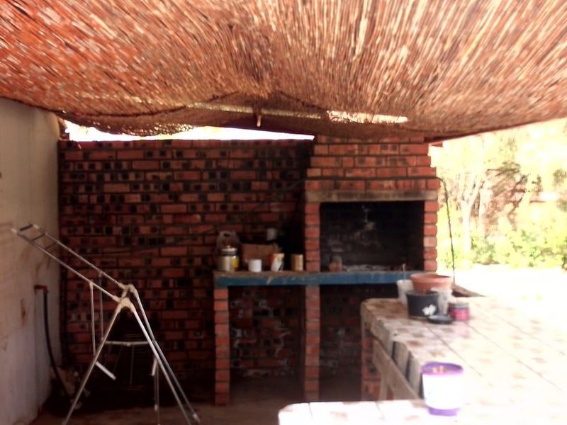 UNIQUE HOUSE.WITH POTENTIAL EXTRA INCOME. - Photo 7