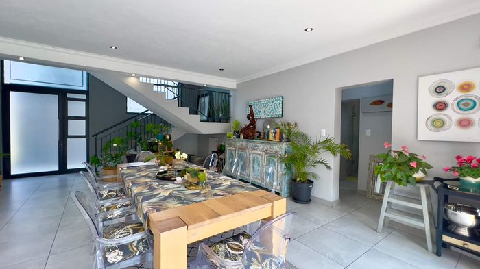 Property #2270227, House Rental Monthly in Midstream Ridge