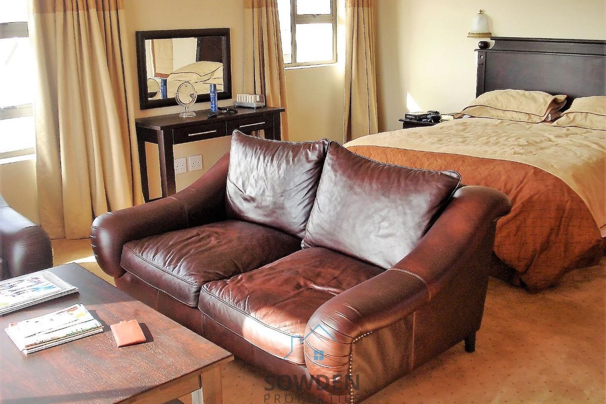 Luxury Mansion for sale Swakopmund Namibia,furniture included - Photo 2