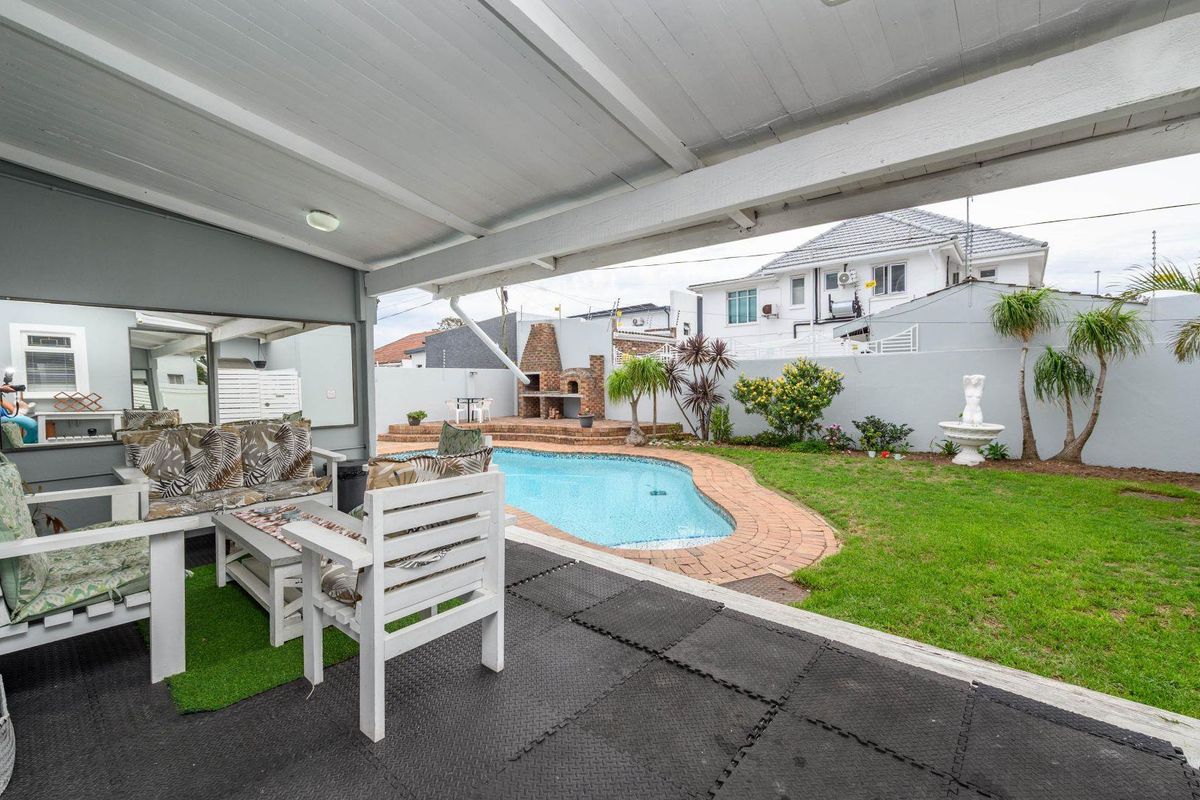 MILL PARK | ESTABLISHED AIRBNB + RENOVATED FLAT | - Photo 5