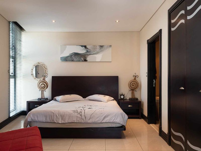 Because location really is everything - Photo 6