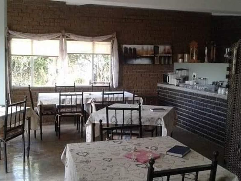 "Charming Guesthouse in Keetmanshoop Awaits New Owner! - Photo 10